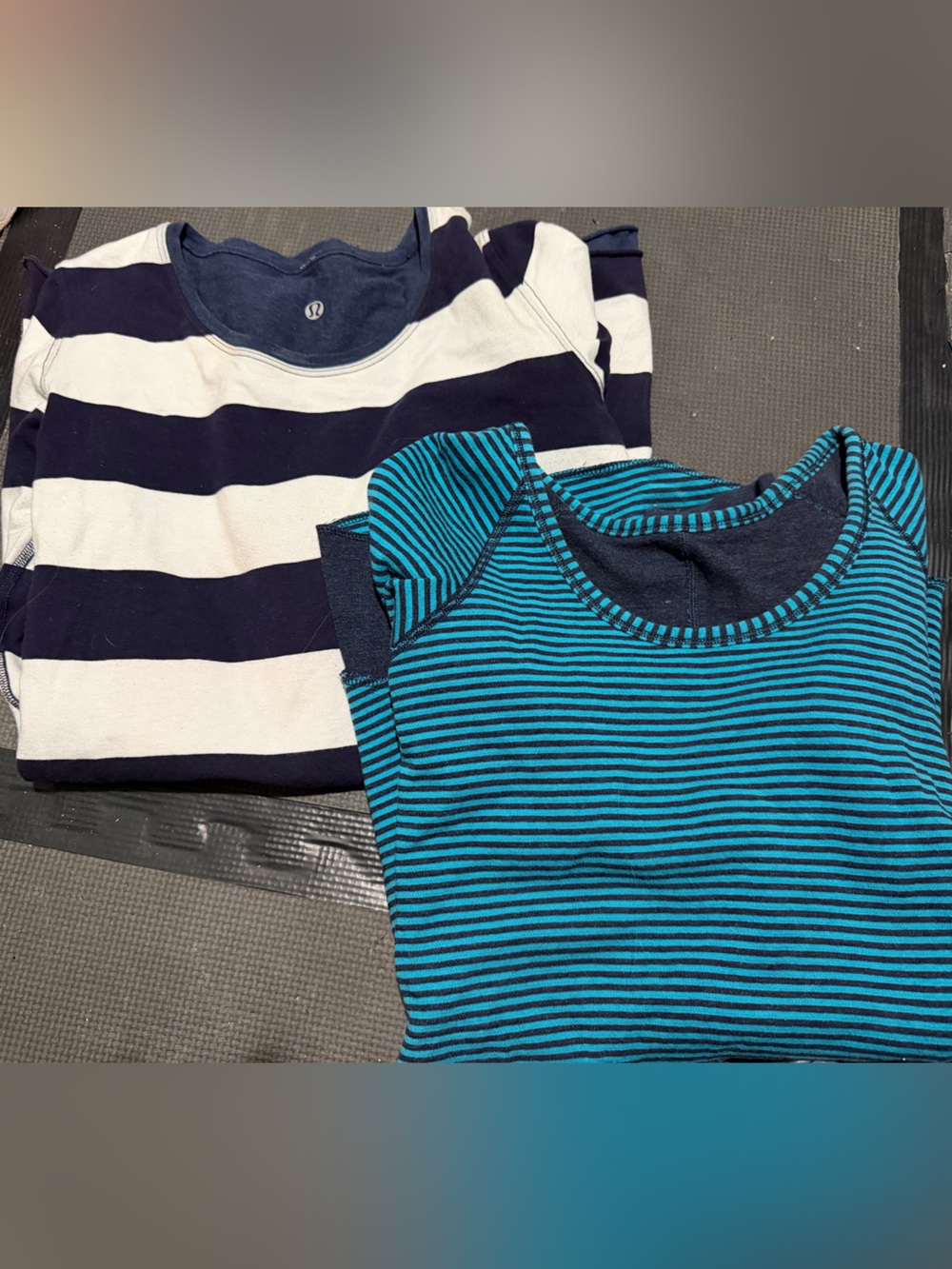 Bundle of 2 Vintage Lululemon Long Sleeve Tops